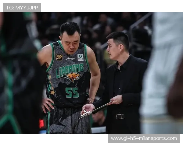 辽宁男篮揭幕战打响杨鸣誓赢首胜韩德君复出助阵央视全程直播 辽宁男篮揭幕战打响杨鸣誓赢首胜韩德君复出助阵央视全程直播