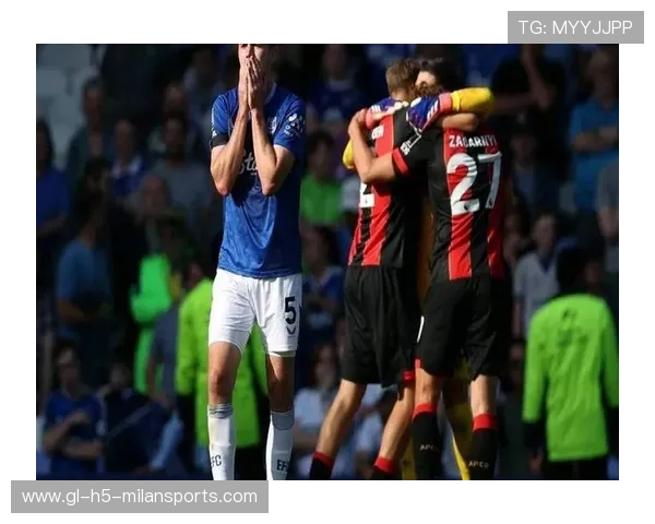 托特纳姆热刺—贝尔禁区内倒钩惊艳全场