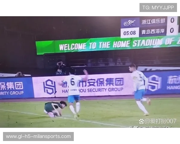 河南队的边路连动形成了多次射门机会