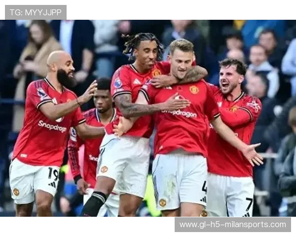 曼联打响热刺大战，卡里克指挥作战