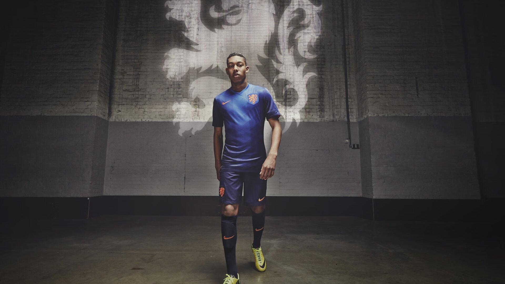 皮特·斯图斯：带领南非羚羊队捍卫荣耀，冲击橄榄球顶级赛事