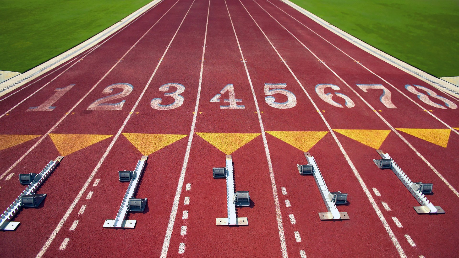 世界短道速滑科研训练模型国际试点合作成果汇编发布，2021年世界短道速滑比赛